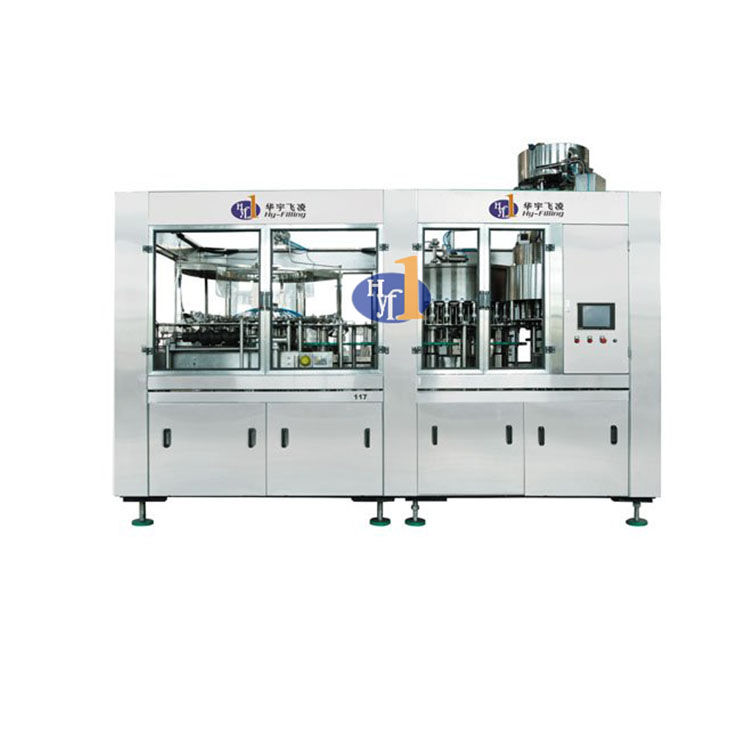 Zhangjiagang Monoblock entièrement automatique 3 EN 1 Machines de remplissage liquide Machine de remplissage d'eau minérale